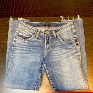 ♥️SOLD♥️Silver Jeans boyfriend cut